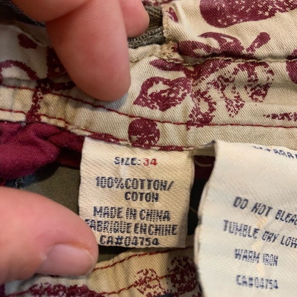 Men's UNIONBAY Olive Green Cargo Shorts - Size 34 - Picture 3 of 8